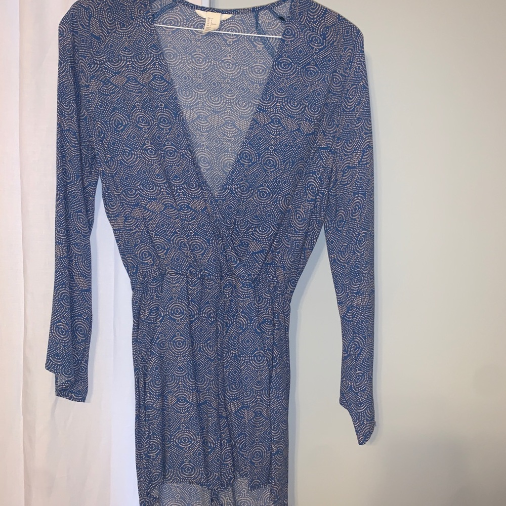 H&M Long Sleeve V-Neck Patterned Romper